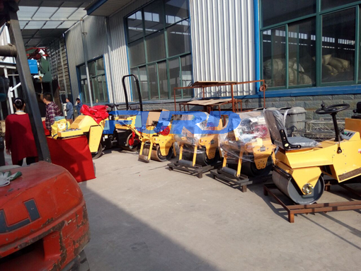 福瑞得機(jī)械座駕壓路機(jī)，手扶壓路機(jī)，小型灌縫機(jī)，井蓋切割機(jī)及時(shí)發(fā)貨